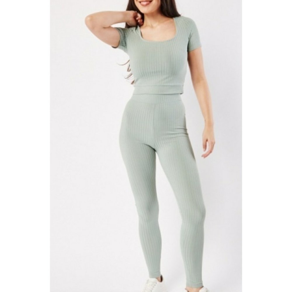 Crop top legging set